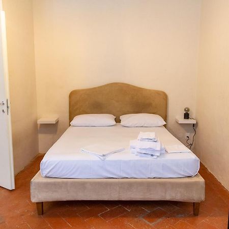 Charming Apartment By Bargello Museum ฟลอเรนซ์ ภายนอก รูปภาพ